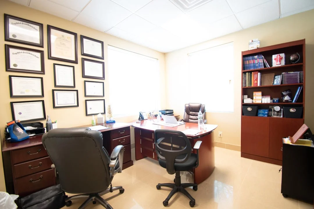 Pain Management | Treatments | iMsk & Spine Group | Long Island & Queens NY